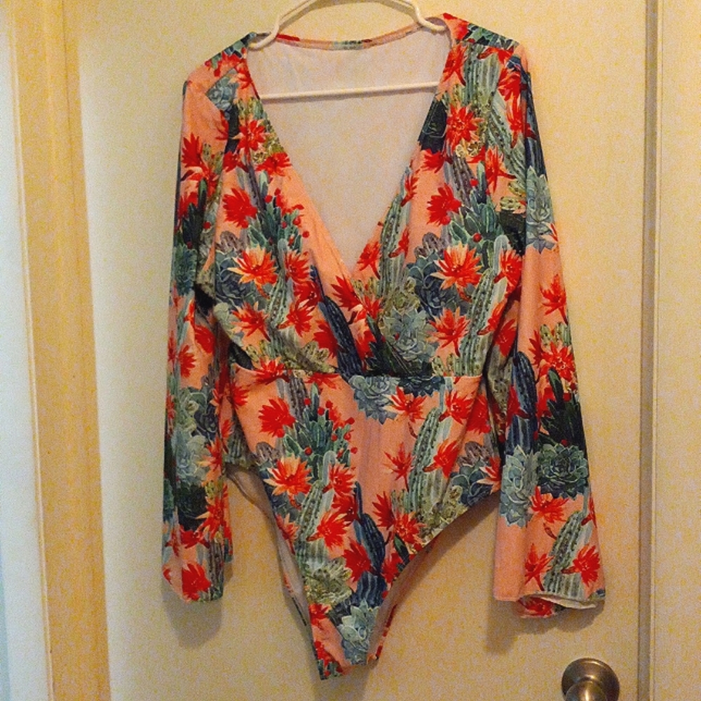 Long sleeve swimsuit